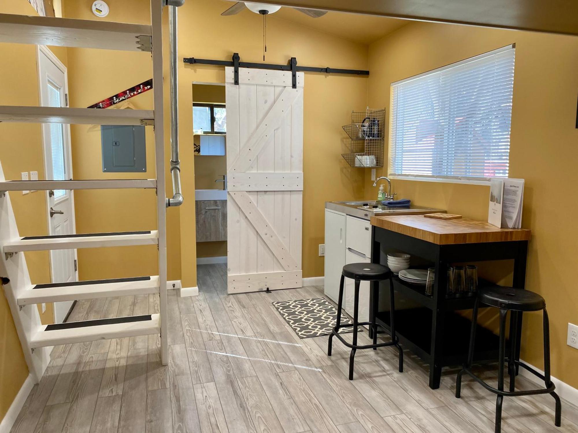 Weecasa Tiny Home Resort Lyons Room photo